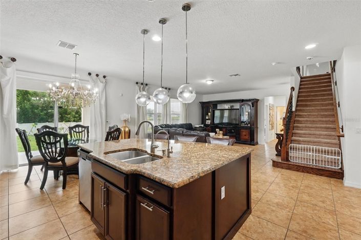 Image No.21-5 Bed House for sale