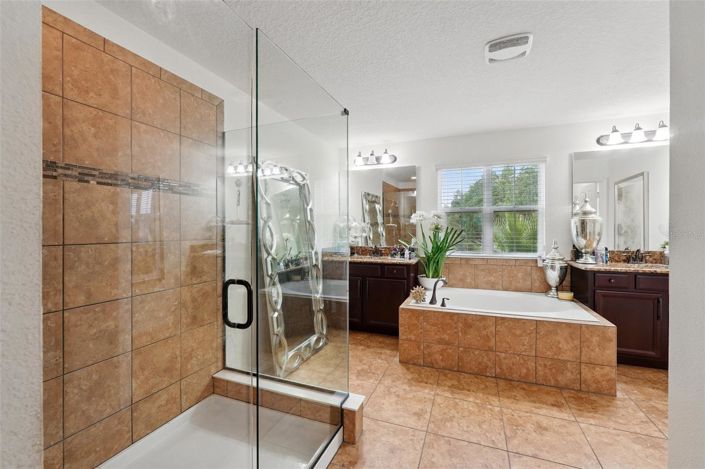 Image No.29-5 Bed House for sale