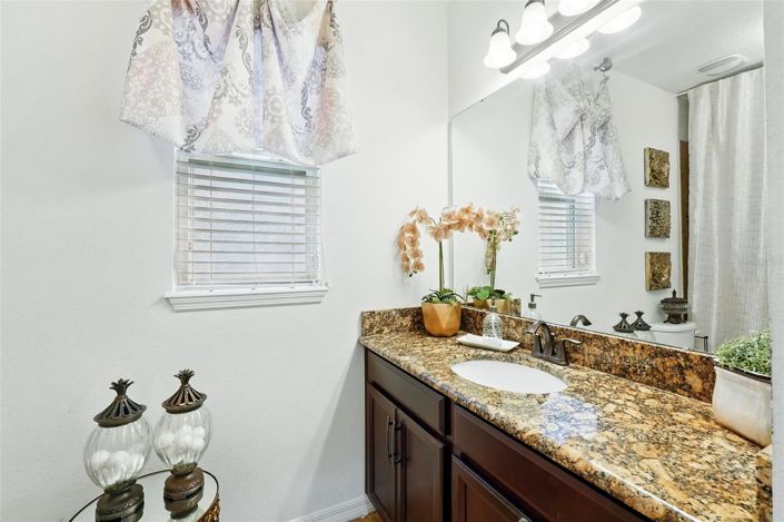 Image No.32-5 Bed House for sale