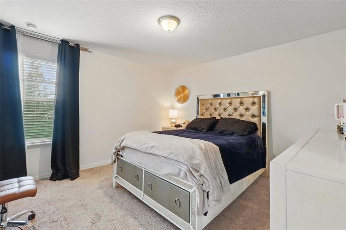 Image No.40-5 Bed House for sale