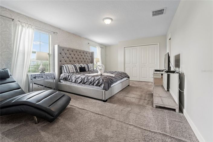 Image No.10-6 Bed House for sale