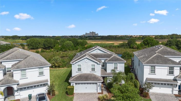 Image No.2-6 Bed House for sale