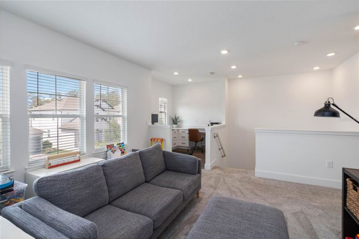 Image No.19-4 Bed House for sale