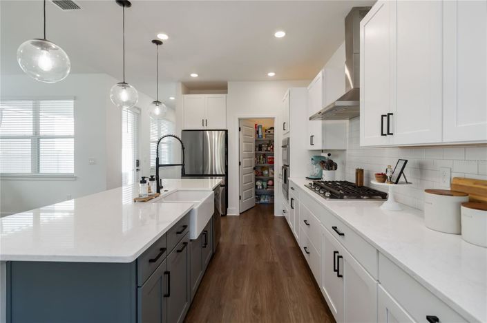 Image No.8-4 Bed House for sale