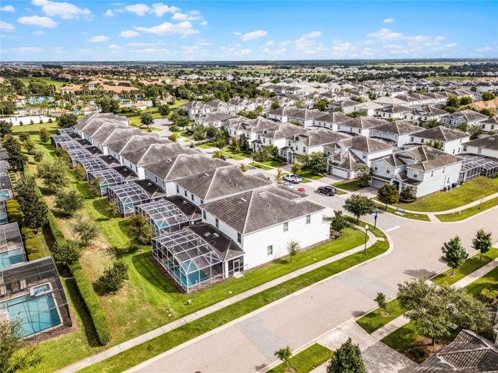 Image No.61-8 Bed House for sale