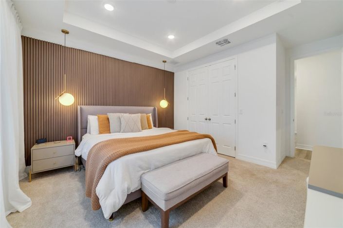 Image No.17-3 Bed Townhouse for sale