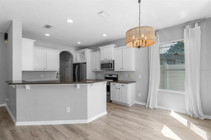 Image No.10-4 Bed House for sale