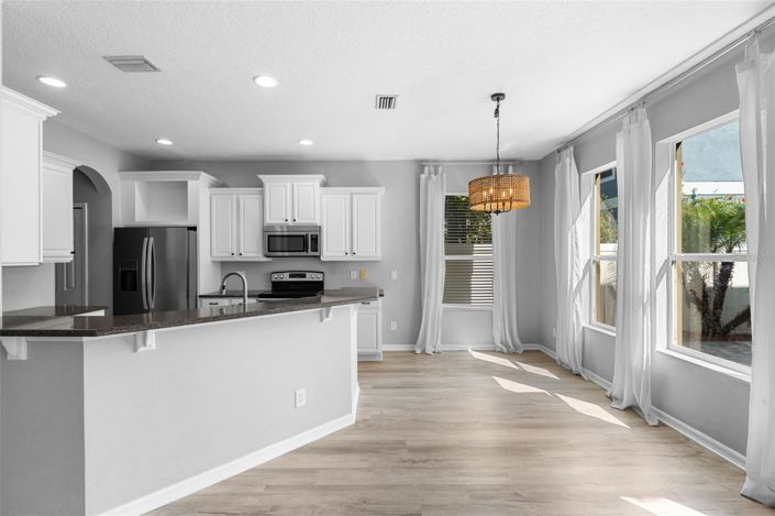 Image No.11-4 Bed House for sale