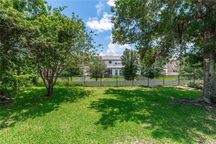 Image No.21-4 Bed House for sale