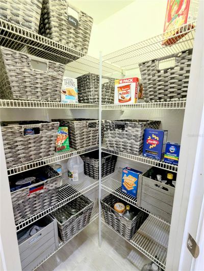 Image No.24-4 Bed House for sale