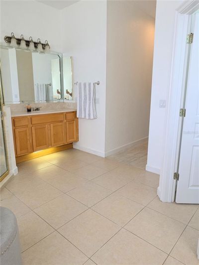 Image No.33-4 Bed House for sale