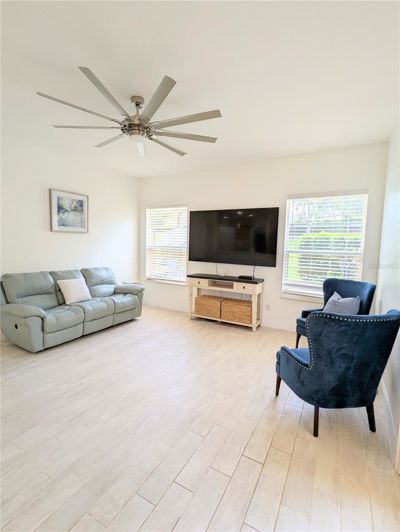 Image No.36-4 Bed House for sale