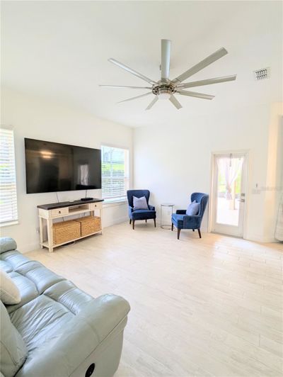 Image No.37-4 Bed House for sale