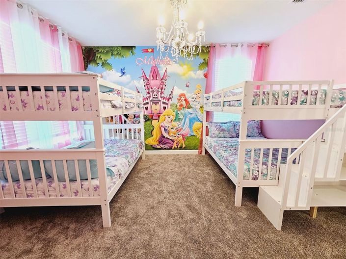 Image No.20-5 Bed House for sale