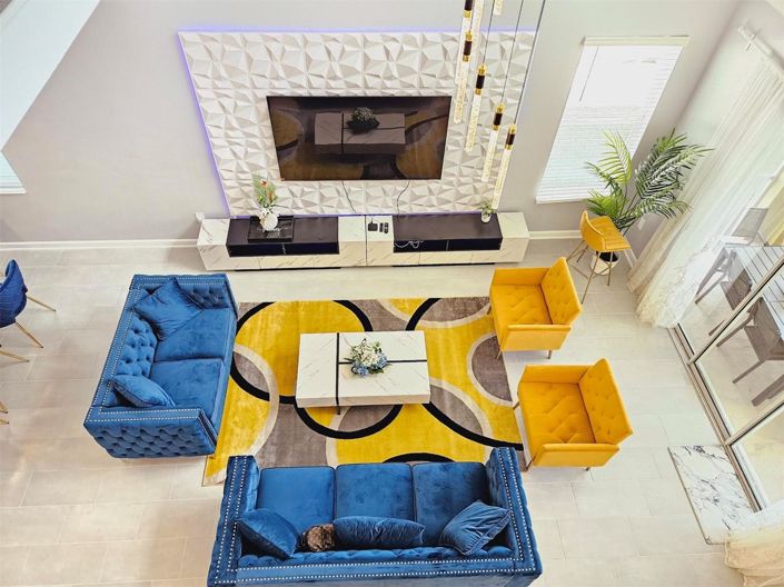 Image No.6-5 Bed House for sale