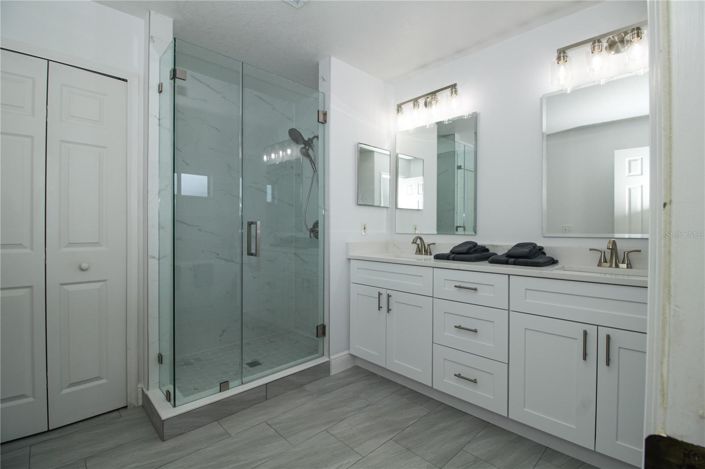 Image No.29-5 Bed House for sale