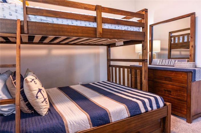 Image No.42-6 Bed House for sale