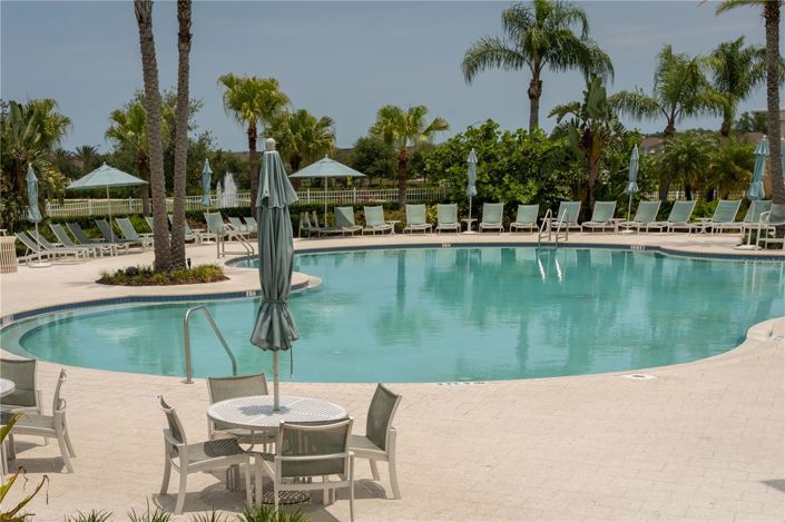 Image No.66-6 Bed House for sale