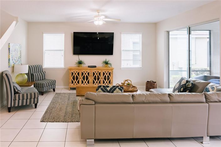 Image No.7-6 Bed House for sale