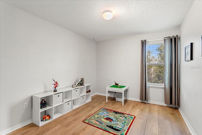 Image No.19-4 Bed House for sale