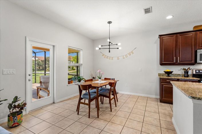 Image No.4-4 Bed House for sale