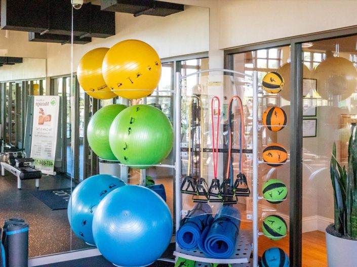 Image No.53-7 Bed House for sale