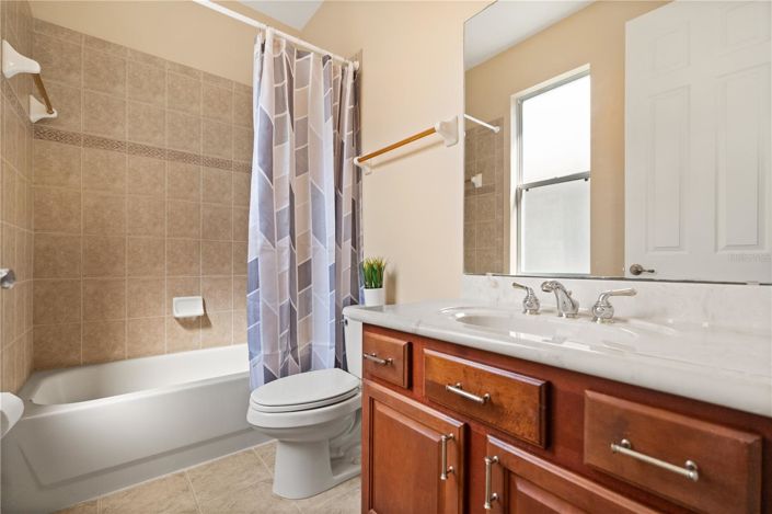 Image No.20-6 Bed House for sale