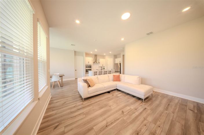 Image No.7-3 Bed House for sale