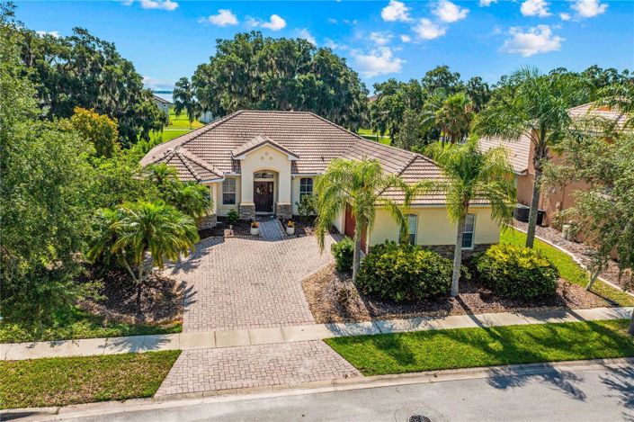 Image No.2-4 Bed House for sale