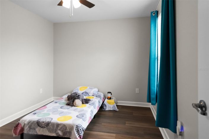 Image No.25-4 Bed House for sale