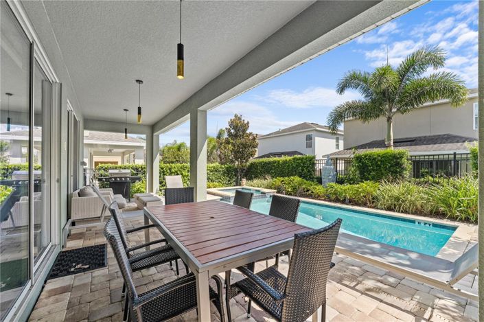 Image No.18-5 Bed House for sale