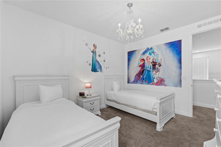 Image No.33-5 Bed House for sale