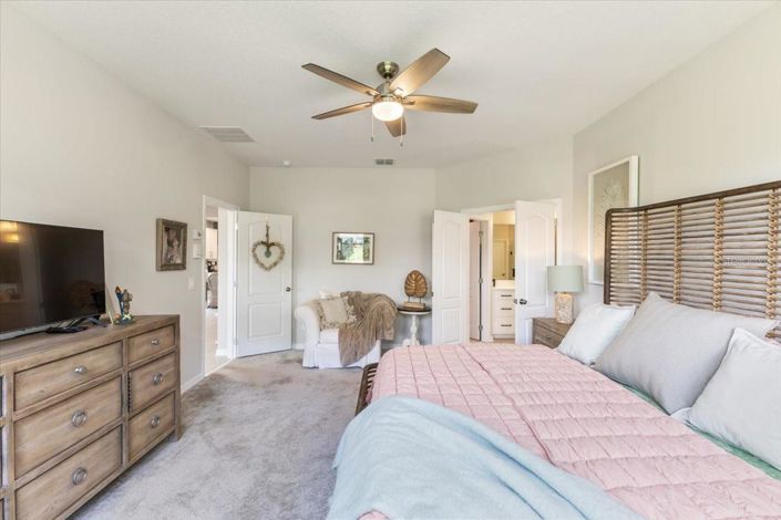 Image No.24-4 Bed House for sale