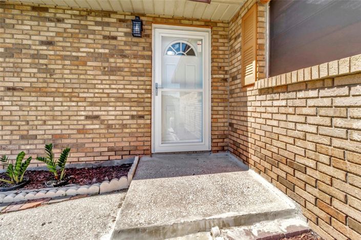 Image No.2-3 Bed House for sale