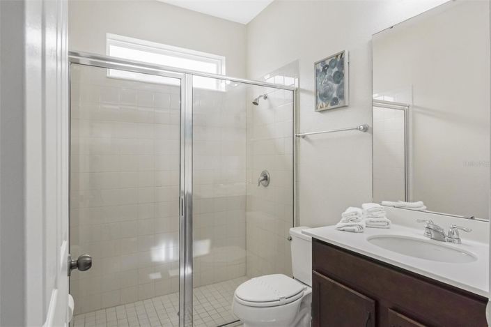 Image No.8-7 Bed House for sale