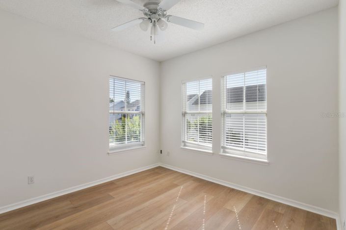 Image No.18-3 Bed House for sale