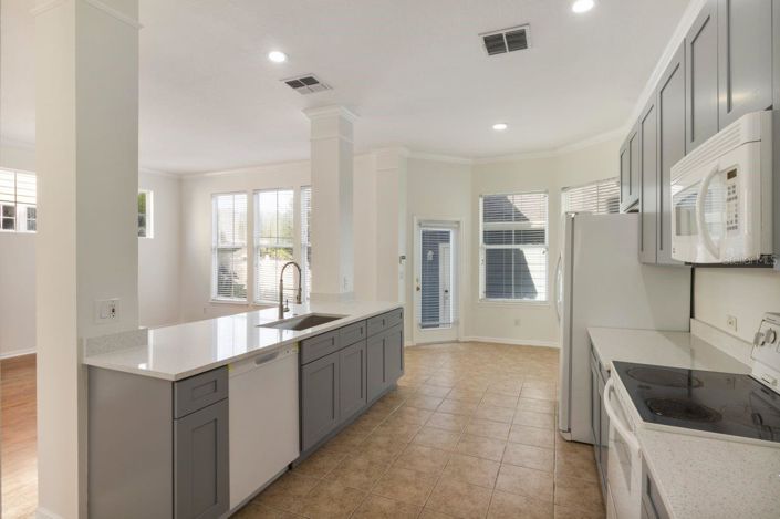 Image No.32-3 Bed House for sale