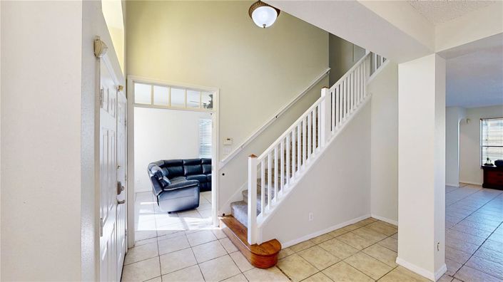 Image No.11-7 Bed House for sale