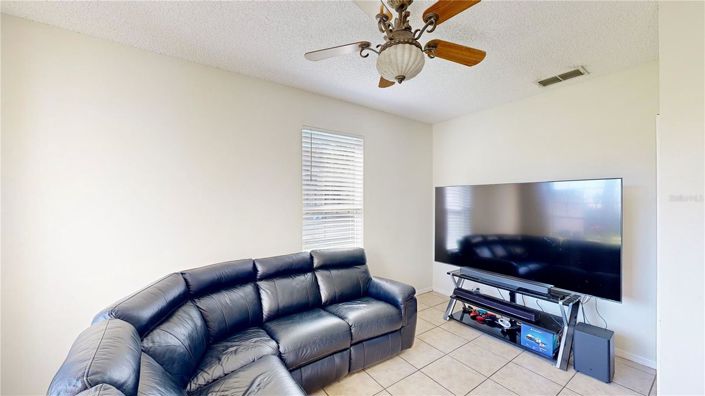 Image No.12-7 Bed House for sale