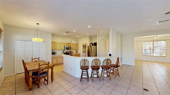 Image No.31-7 Bed House for sale