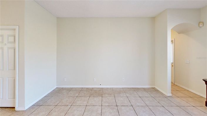 Image No.33-7 Bed House for sale