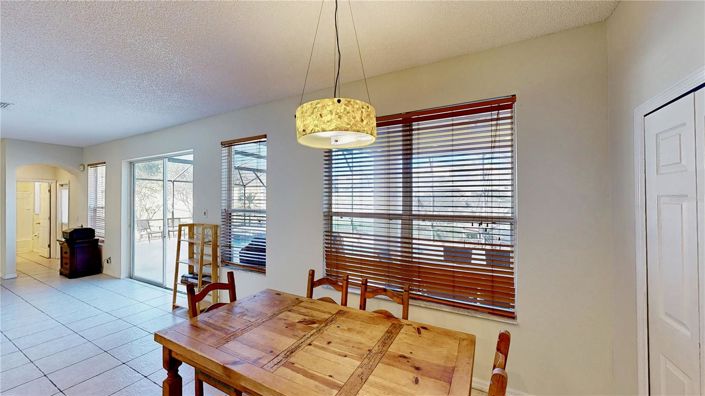 Image No.35-7 Bed House for sale