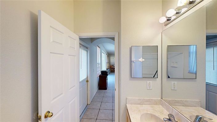 Image No.42-7 Bed House for sale