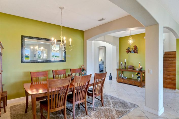 Image No.10-4 Bed House for sale