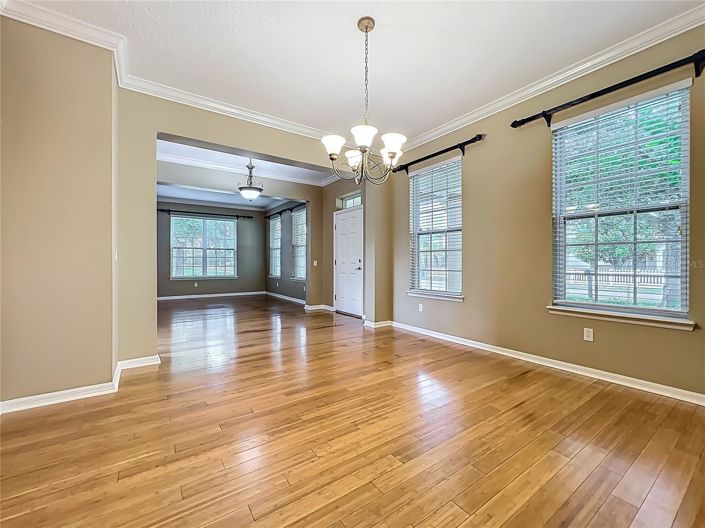 Image No.14-4 Bed House for sale