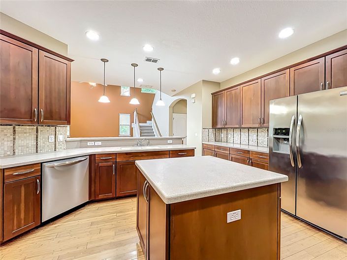 Image No.21-4 Bed House for sale