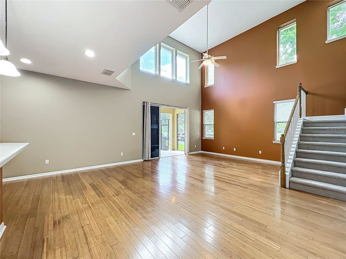 Image No.27-4 Bed House for sale