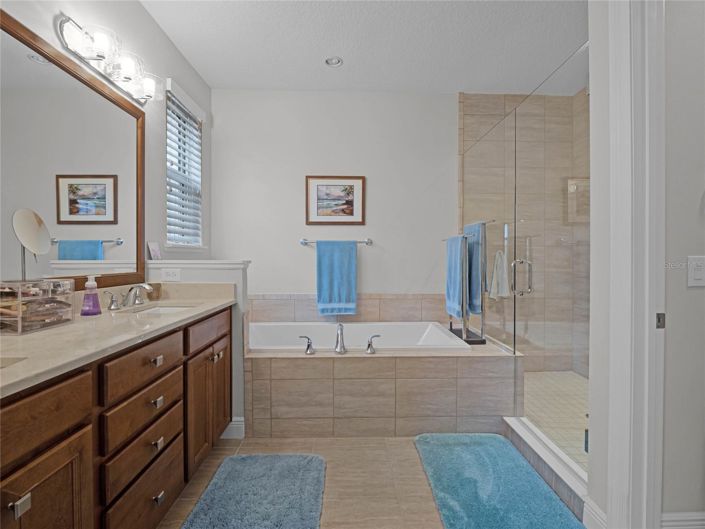 Image No.22-4 Bed Townhouse for sale