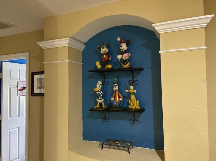 Image No.11-6 Bed House for sale