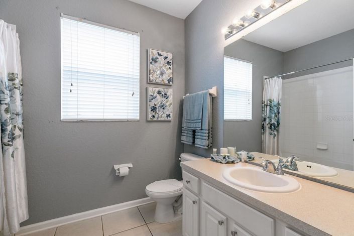 Image No.19-6 Bed House for sale